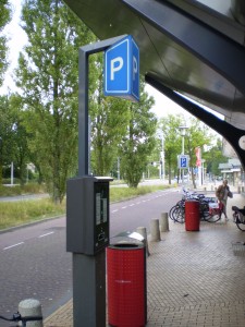Slimme parkeermeter bepalen binnenkort het te betalen uurtarief in Amsterdam