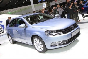 VW Passat sedan 2011 - foto: AM&S