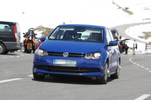 VW-Polo-Facelift-2014 blue frontal AMuS