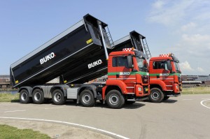 BEVERWIJK - M.A.N. trucks, kiepwagens van Buko Transport type TGS