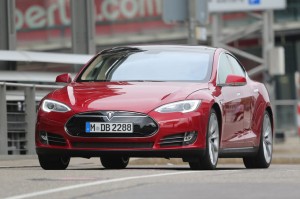 Tesla-Model-S-Front-red Germany