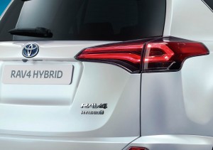 20150326-01-Hybride-aanbod-nog-breder-met-Toyota-RAV4-Hybrid