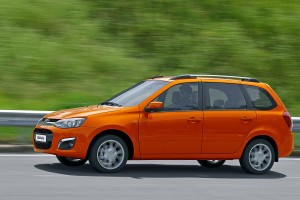Lada-Kalina-II-Facelift Orange side driving