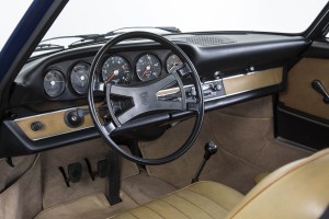01-Porsche-Classic-dashboard2