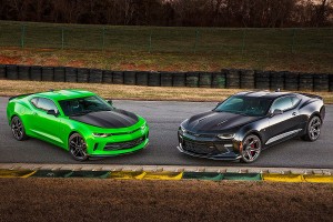 Chevrolet-Camaro-1LE-2016-Green and black