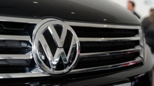 VW Logo neus auto