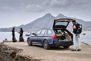 BMW 2017 P90245016_lowRes_the-new-bmw-5-series