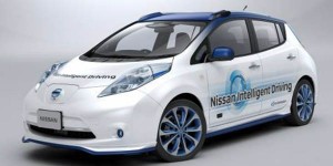01-Nissan-LEAF-autonoom-rijden