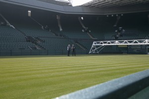 3-JaguarXF_sport_brake_Wimbledon