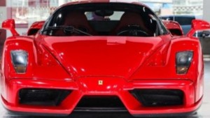 Ferrari rood front