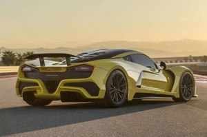 Hennessey-Venom-F5-Rear yellow