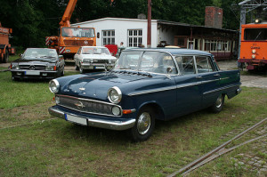 Opel Kapitan 1960 - blue