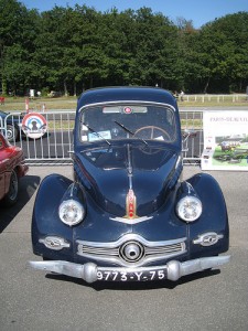 Panhard Dyna - front