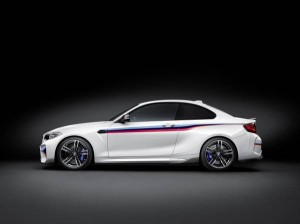 BMW M serie P90207897-the-new-bmw-m2-coupe-with-bmw-m-performance-parts-02-2016-600px