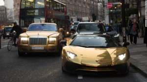 Gouden auto 160330151915-gold-cars-pair-exlarge-169