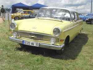Opel Kapitan 1959 - two tone yellow